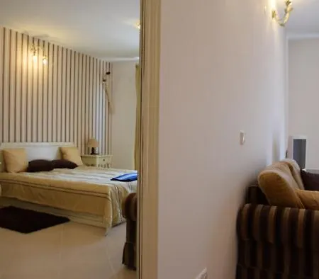 Oasis & Spa 2 Floor With Sea View Bazz * Lozenets